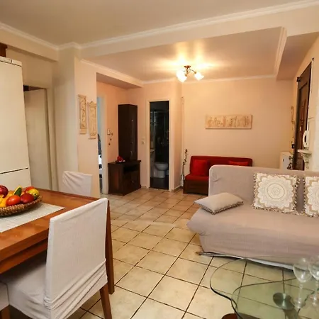 Alex House Corfu Center *
